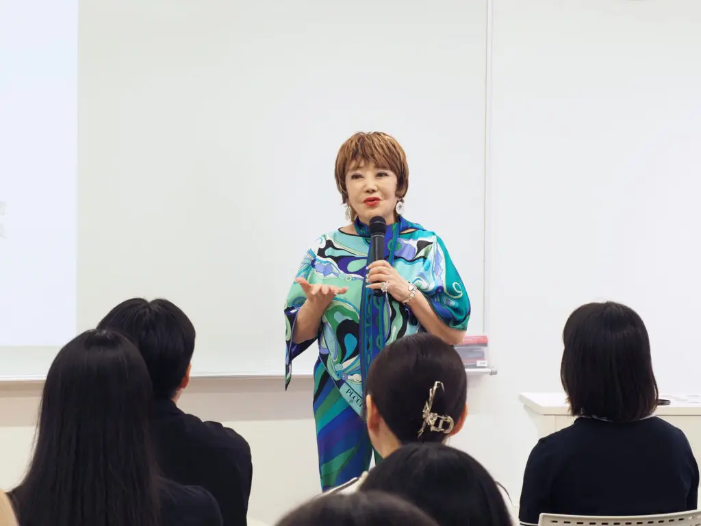 起業論」特別授業にたかの友梨氏（たかの友梨ビューティクリニック創業