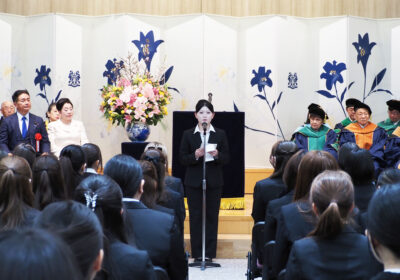 在学生代表から歓迎の言葉が贈られました